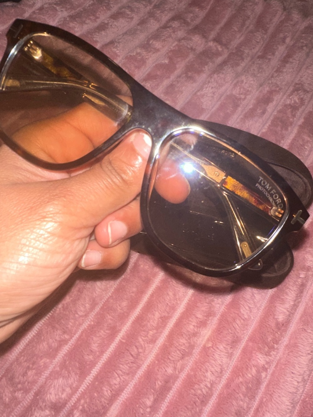 Tom Ford in/outdoor photochromic glasses w/Brown Suede Eyewear Case/Gold Logo